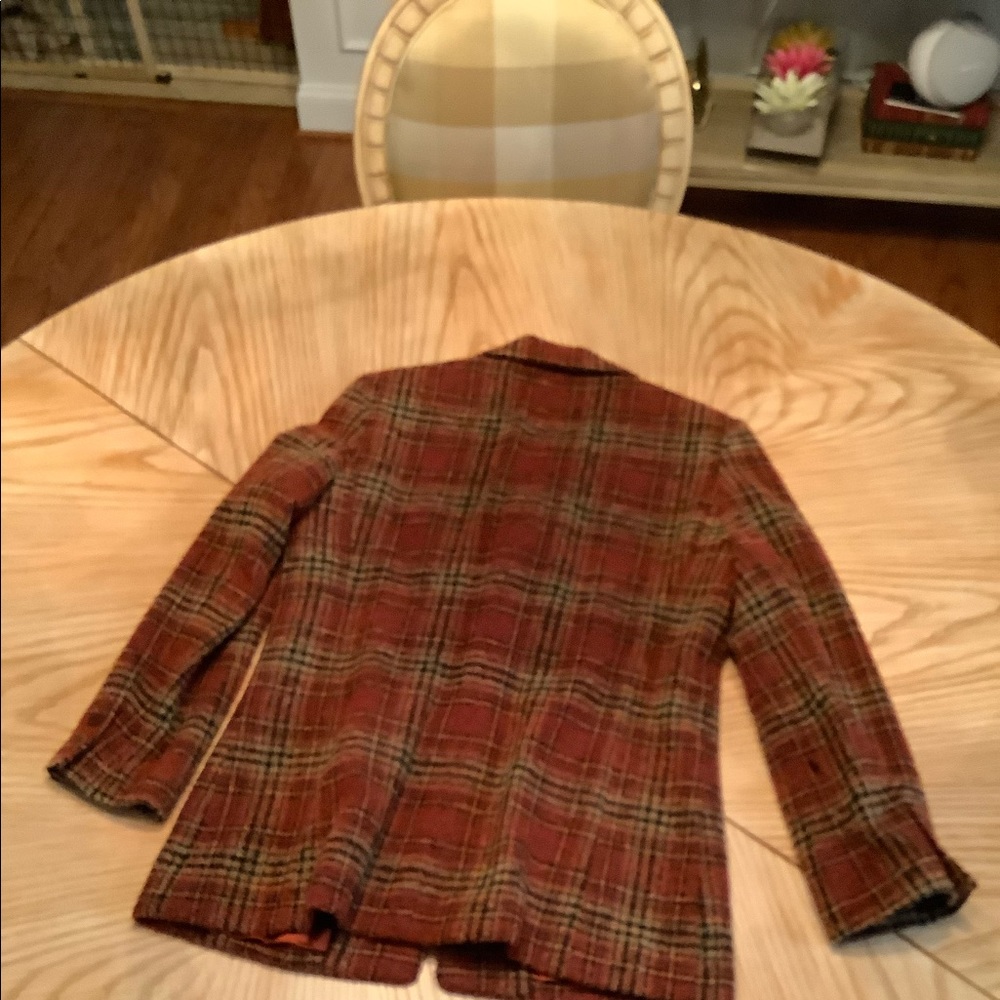 Blazer - Picture 3 of 3